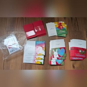 New 32 Pcs Hallmark Magical Valentine's Day Card Set with Red Envelopes